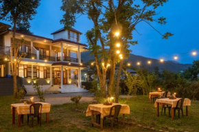 The Birdhouse Villa